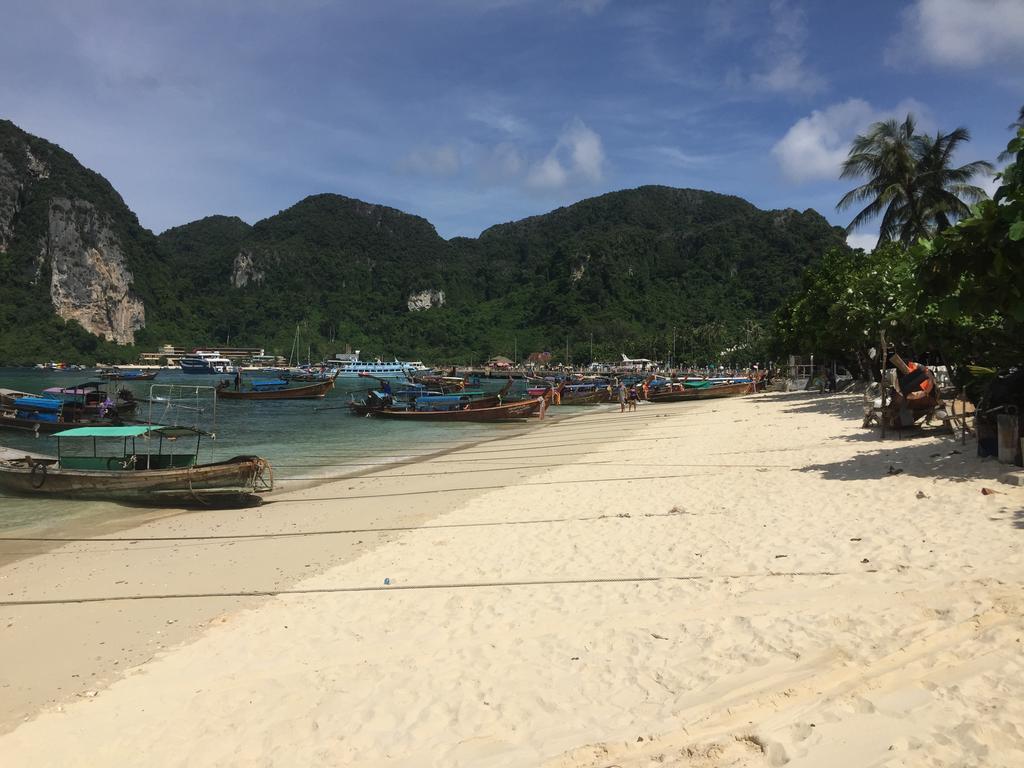 Banthai P.P. Hotel Phi Phi Don Exterior foto